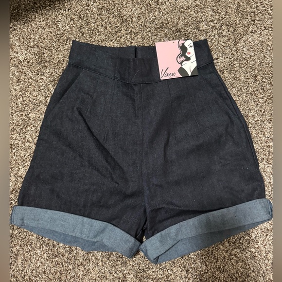 VIXEN SHORTS IN BLUE DENIM - VIXEN BY MICHELINE PITT - Picture 1 of 6